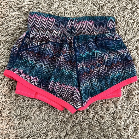 Fabletics Shorts - Picture 5 of 6